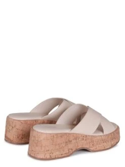 MAURA -Heel Luxe Shop 3N4A0316