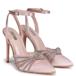 ILLUMINATE 8 ILLUMINATE -Heel Luxe Shop 3N4A8772