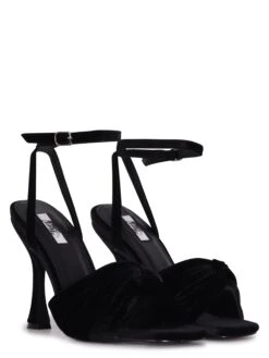 EMERY -Heel Luxe Shop 3N4A9060