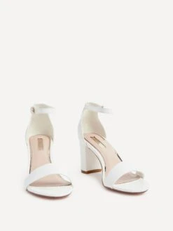 FRANKIE -Heel Luxe Shop FRANKIEWHITE 3 f1a82003 5523 4959 a6e4 feb4c87dee35