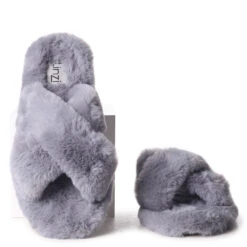 RETREAT -Heel Luxe Shop IMG 5130 a1d01a78 d7ff 42f9 a4e7 ab0d885b4d6b