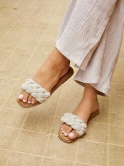 PANDORA -Heel Luxe Shop N4A7336